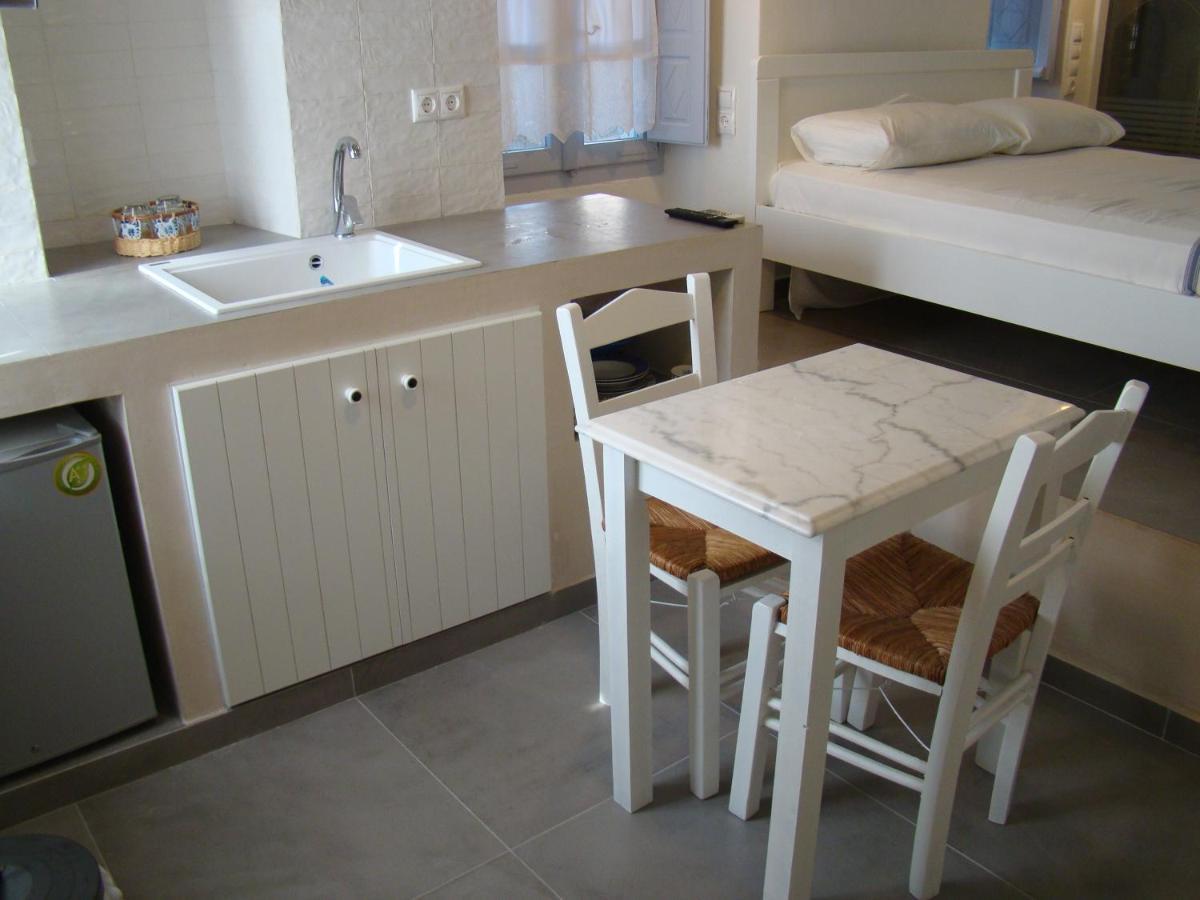 Efi'S Apartments Plaka  Dış mekan fotoğraf