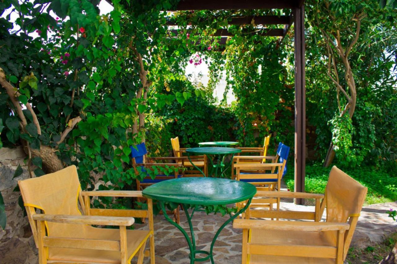 Efi'S Apartments Plaka  Dış mekan fotoğraf